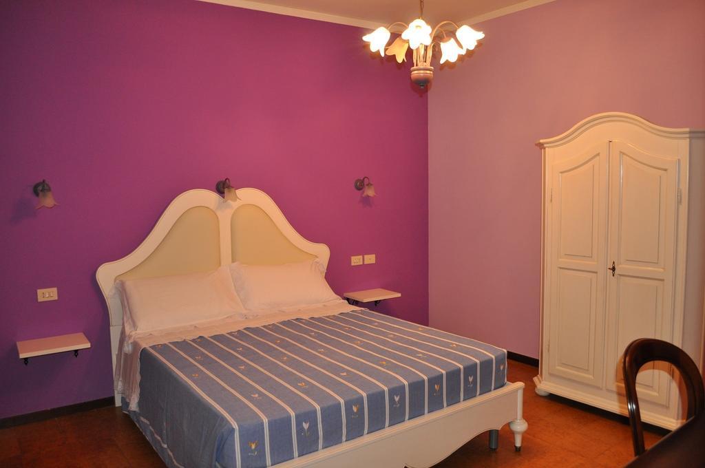 Bed and Breakfast L' Aia Antica Veroli Habitación foto