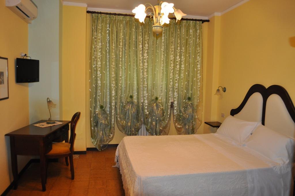 Bed and Breakfast L' Aia Antica Veroli Habitación foto